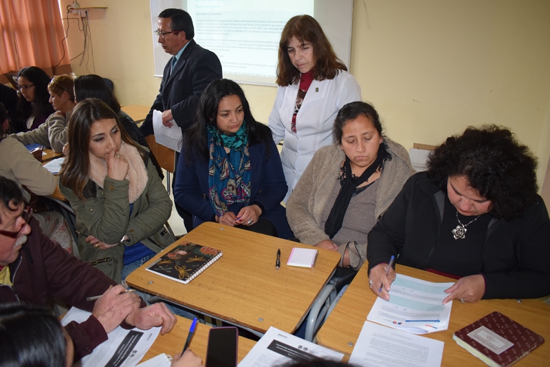 Apoderados participan de una Jornada de Reflexión sobre la educación pública